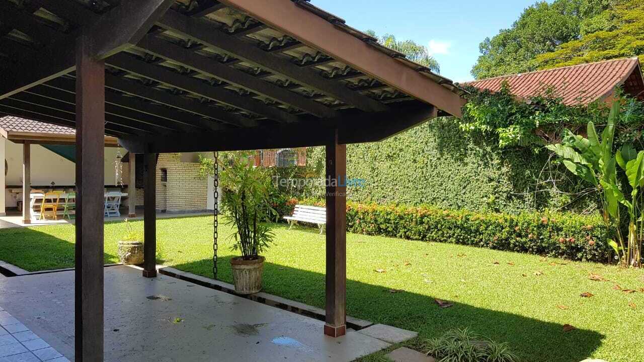 Casa para aluguel de temporada em Ubatuba (Enseada)