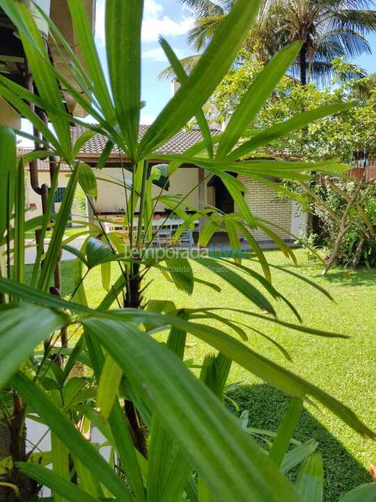 Casa para aluguel de temporada em Ubatuba (Enseada)