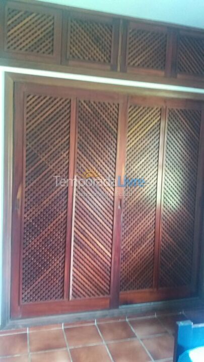 Casa para aluguel de temporada em Ubatuba (Enseada)