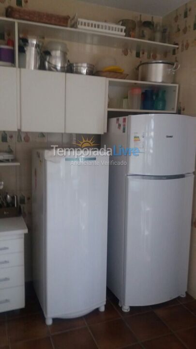 Casa para aluguel de temporada em Ubatuba (Enseada)