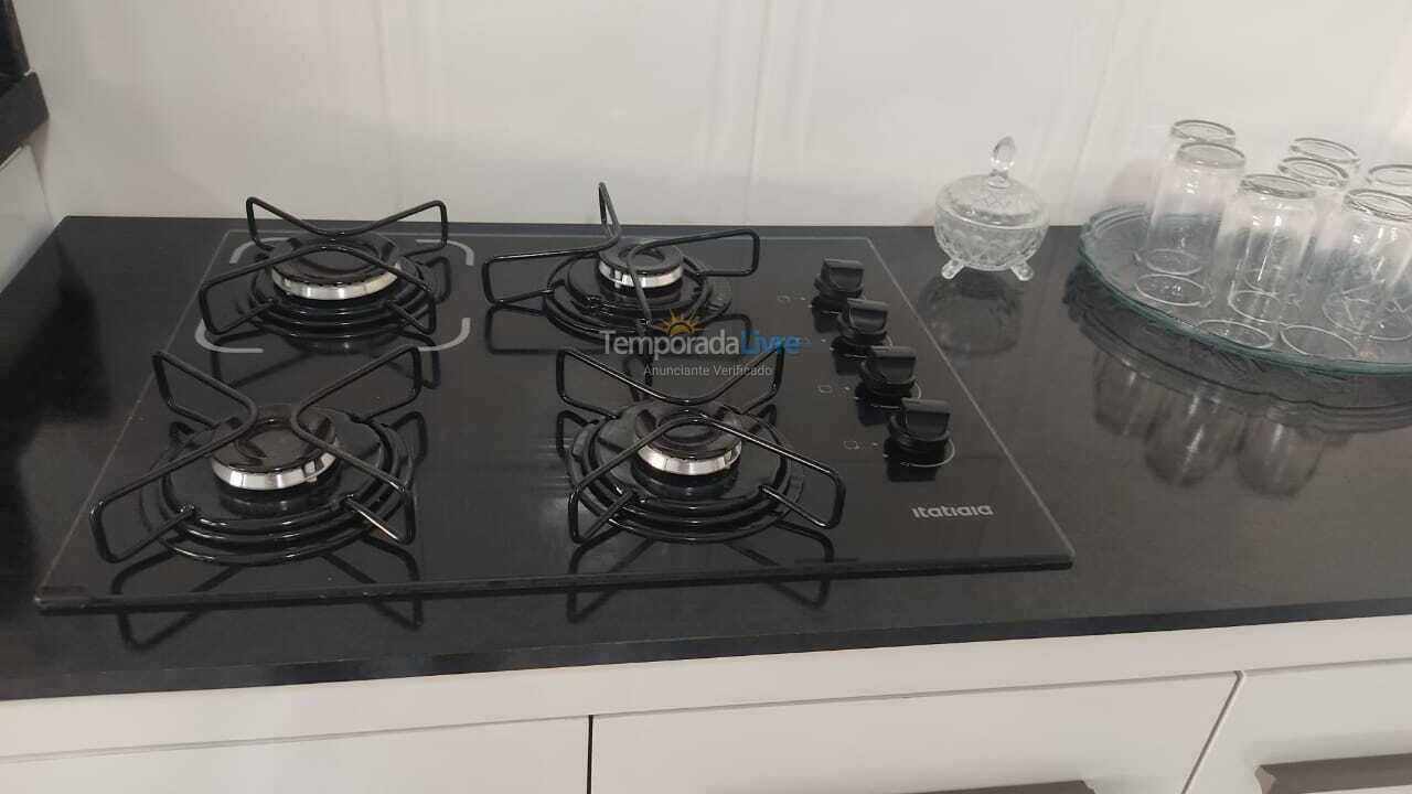 Apartamento para alquiler de vacaciones em São Lourenço (Estação)