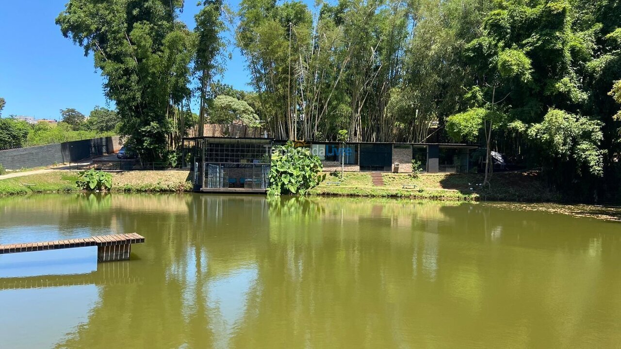 Apartamento para aluguel de temporada em Arapongas (Vila Brasil)