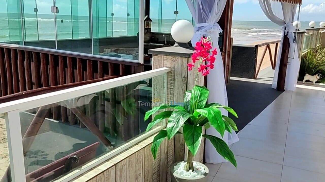 Casa para aluguel de temporada em São Francisco de Itabapoana (Praia de Manguinhos)