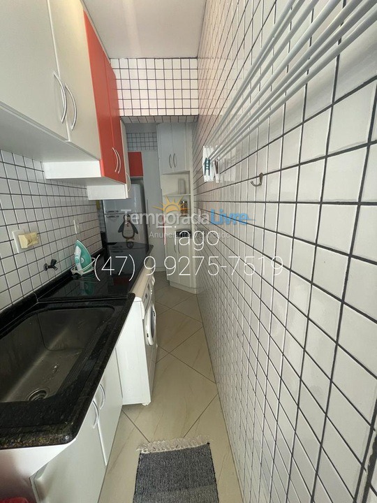 Apartamento para aluguel de temporada em Itapema (Meia Praia)