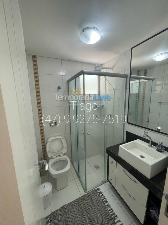 Apartamento para aluguel de temporada em Itapema (Meia Praia)