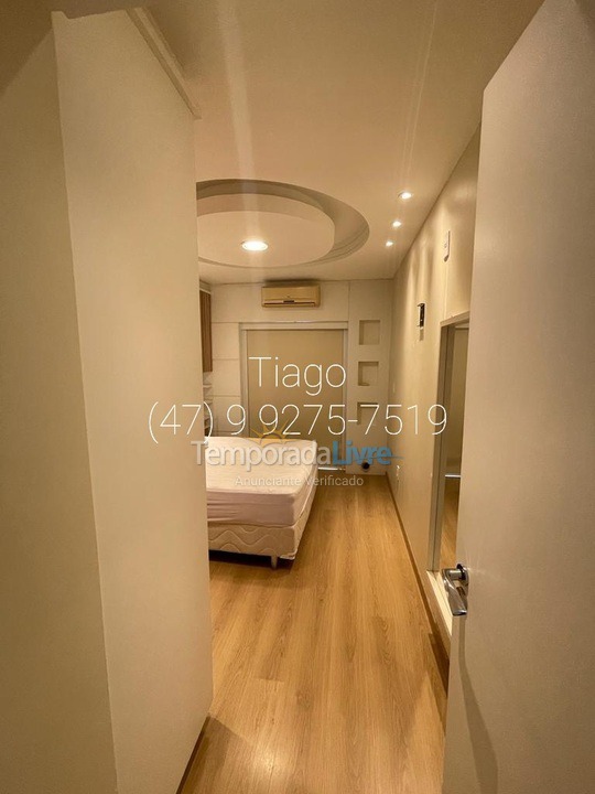 Apartamento para aluguel de temporada em Itapema (Meia Praia)