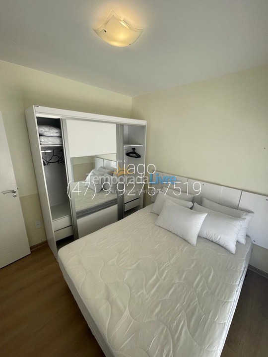 Apartamento para aluguel de temporada em Itapema (Meia Praia)