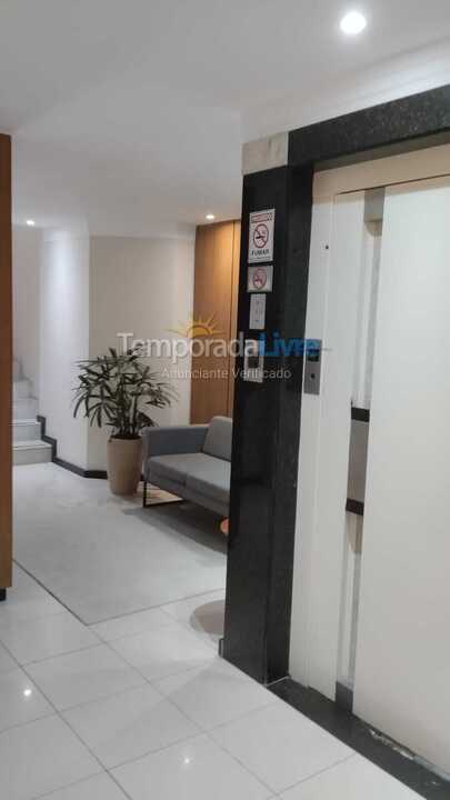 Apartamento para aluguel de temporada em Itapema (Meia Praia)