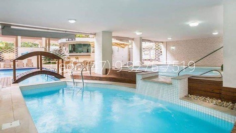 Apto em Bombinhas com Piscina