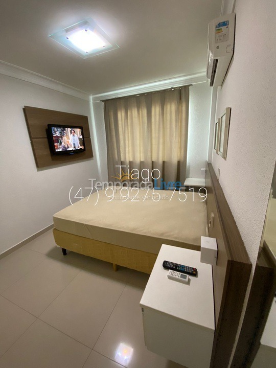 Apartamento para aluguel de temporada em Bombinhas (Praia de Bombas)