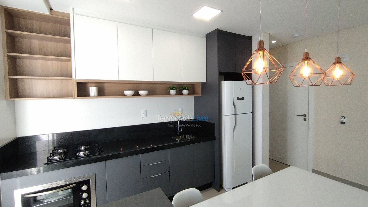 Apartamento para aluguel de temporada em Bombinhas (Praia de Bombinhas)