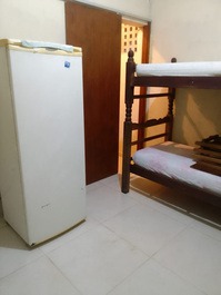 Alugamos kitnet para acomodação de até 6 pessoas.