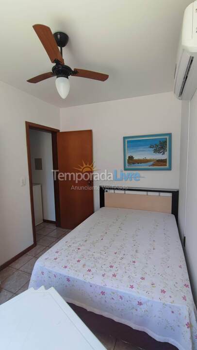 Apartamento para aluguel de temporada em Itapema (Meia Praia)