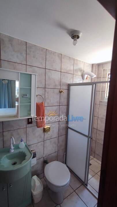 Apartamento para aluguel de temporada em Itapema (Meia Praia)