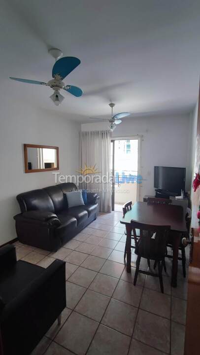 Apartamento para aluguel de temporada em Itapema (Meia Praia)