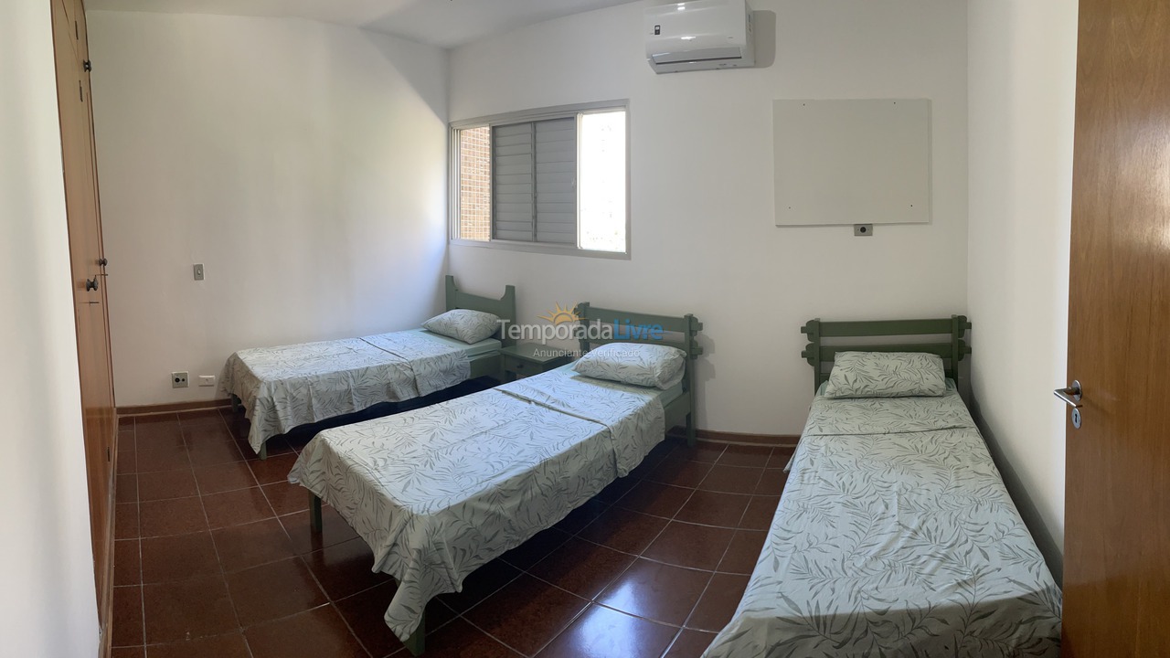 Apartamento para alquiler de vacaciones em Guarujá (Pitangueiras)