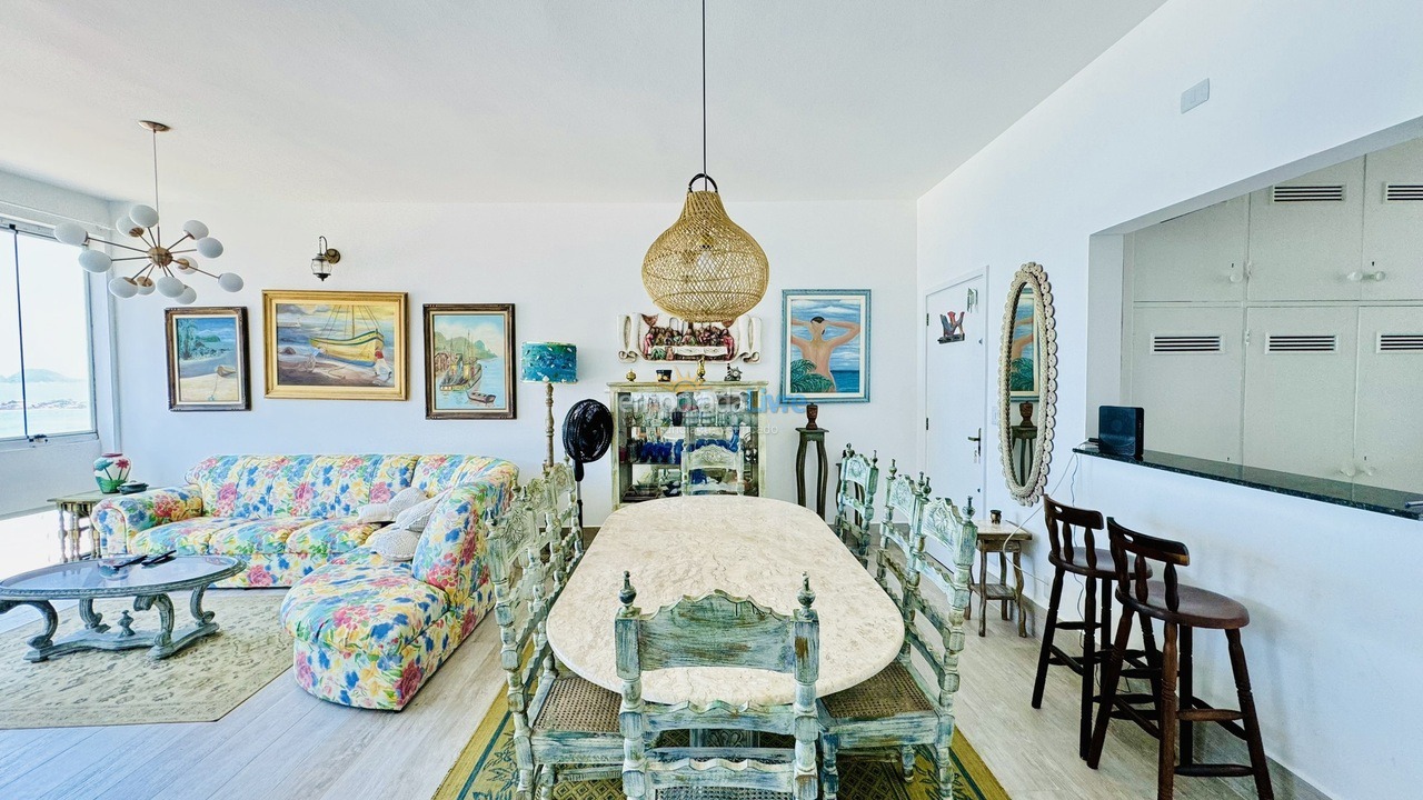 Apartamento para aluguel de temporada em Guarujá (Pitangueiras)