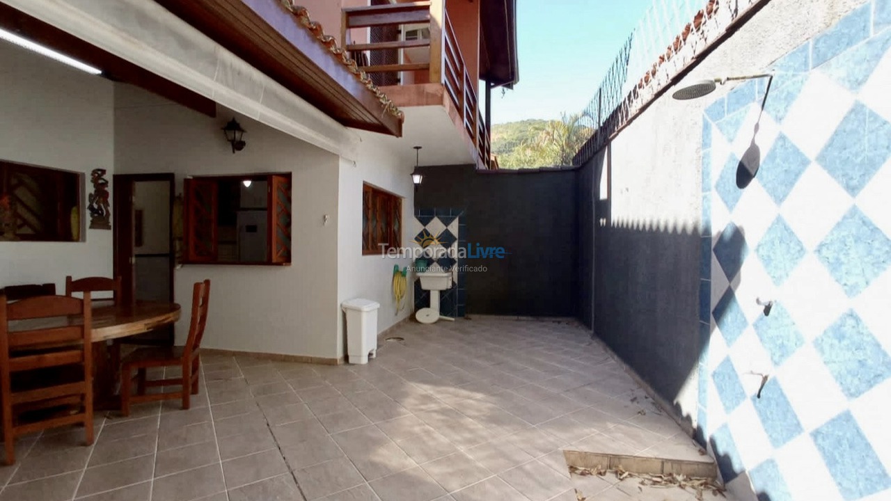 Casa para aluguel de temporada em São Sebastião (Juquehy)