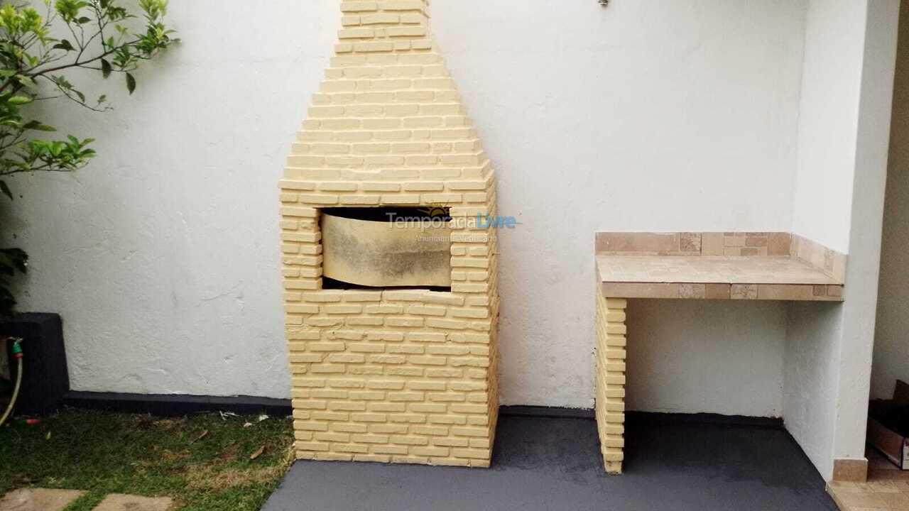 Casa para alquiler de vacaciones em Camaçari (Praia de Guarajuba)