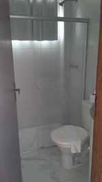 APARTMENT ON TAPERAPUÃ BEACH, NEAR AXÉ MOI, SAFETY, COMFORT, 6 PEOPLE