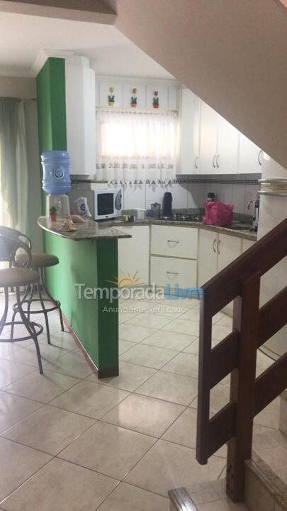 Apartamento para aluguel de temporada em Bombinhas (Praia de Bombas)