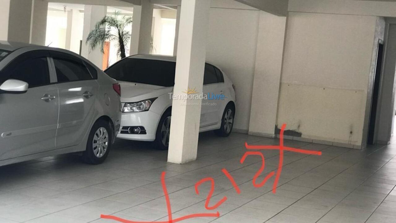 Apartamento para aluguel de temporada em Bombinhas (Praia de Bombas)