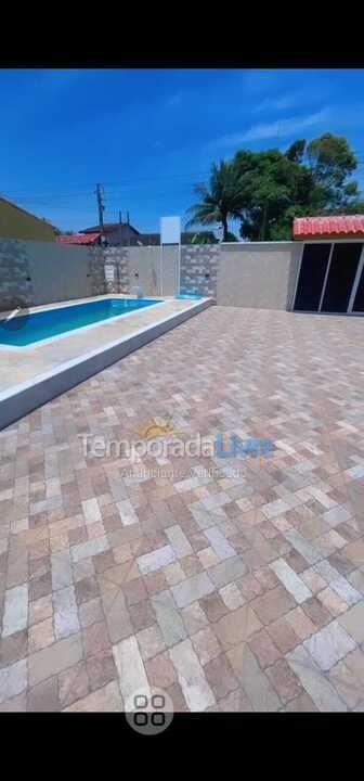 Casa para aluguel de temporada em Caraguatatuba (Pontal de Santa Marina)