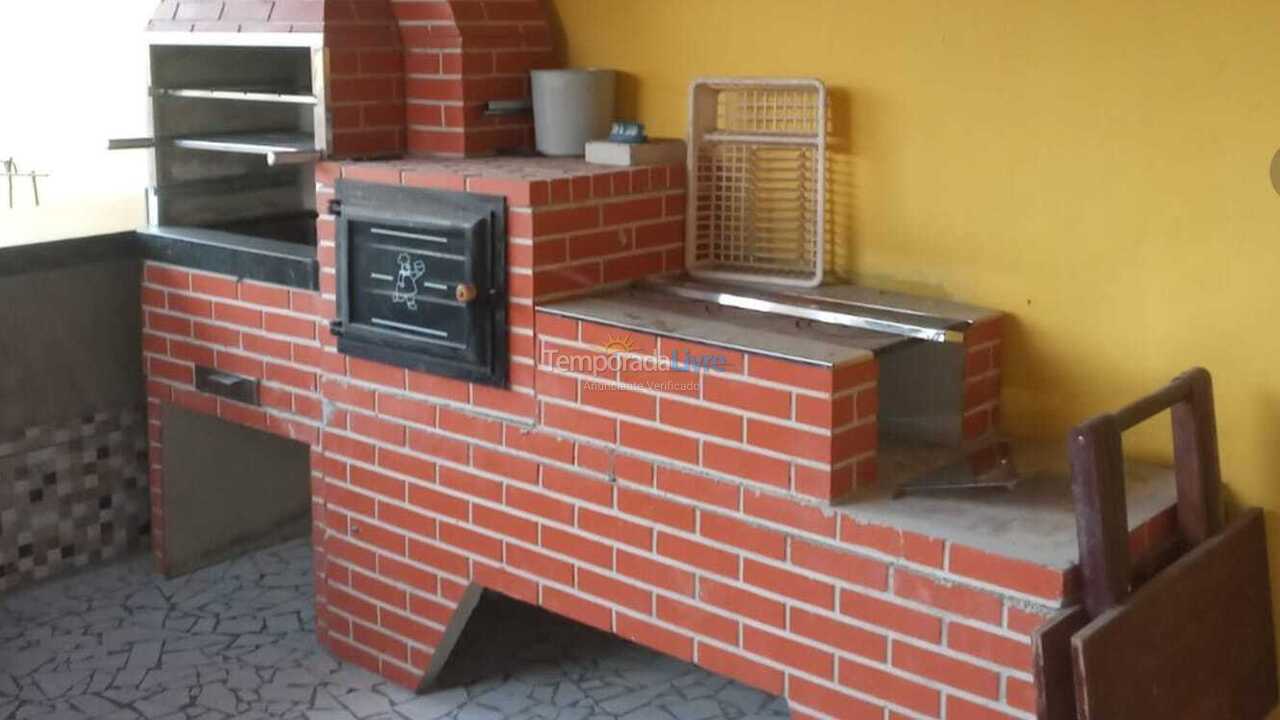 Casa para aluguel de temporada em Caraguatatuba (Pontal de Santa Marina)