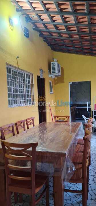 Casa para aluguel de temporada em Caraguatatuba (Pontal de Santa Marina)