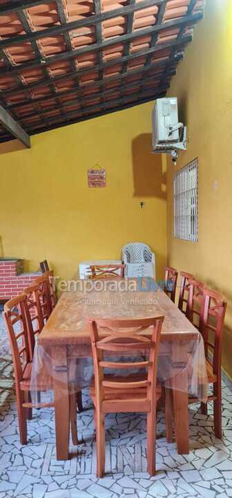 Casa para aluguel de temporada em Caraguatatuba (Pontal de Santa Marina)