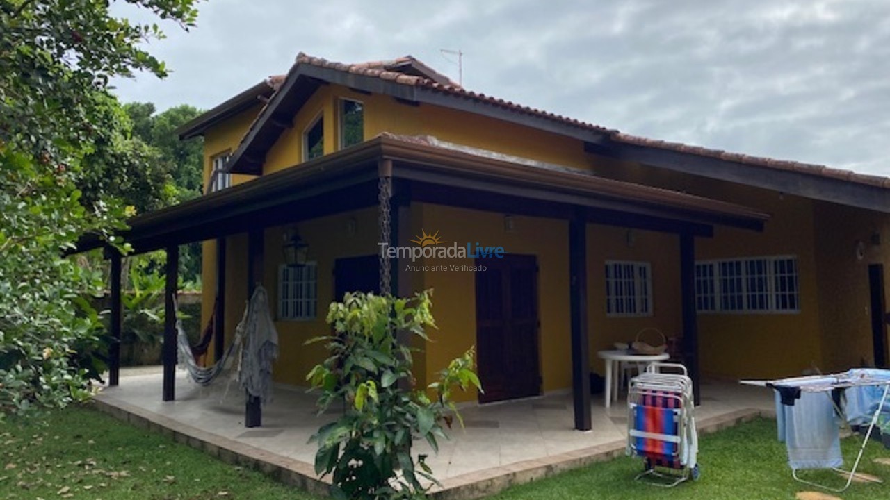 House for vacation rental in Bertioga (Praia de Guaratuba)