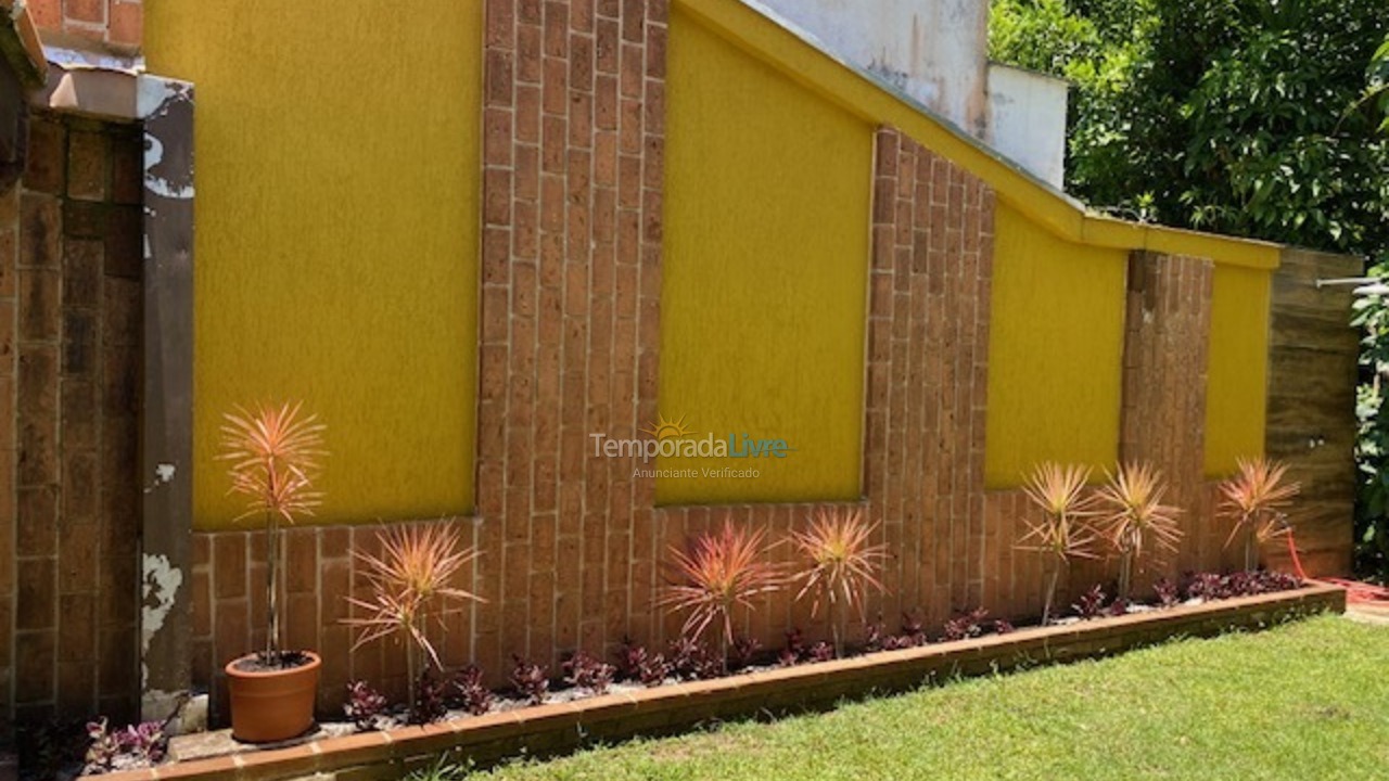 House for vacation rental in Bertioga (Praia de Guaratuba)