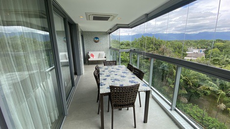 Apartamento pé na grama em Riviera