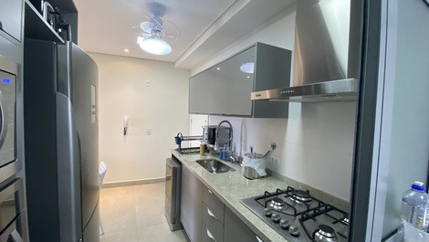 Apartamento pé na grama em Riviera