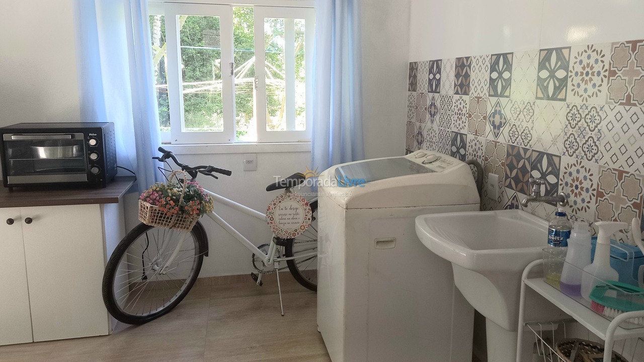 Chácara / sítio para aluguel de temporada em Gaspar (Belchior Alto)