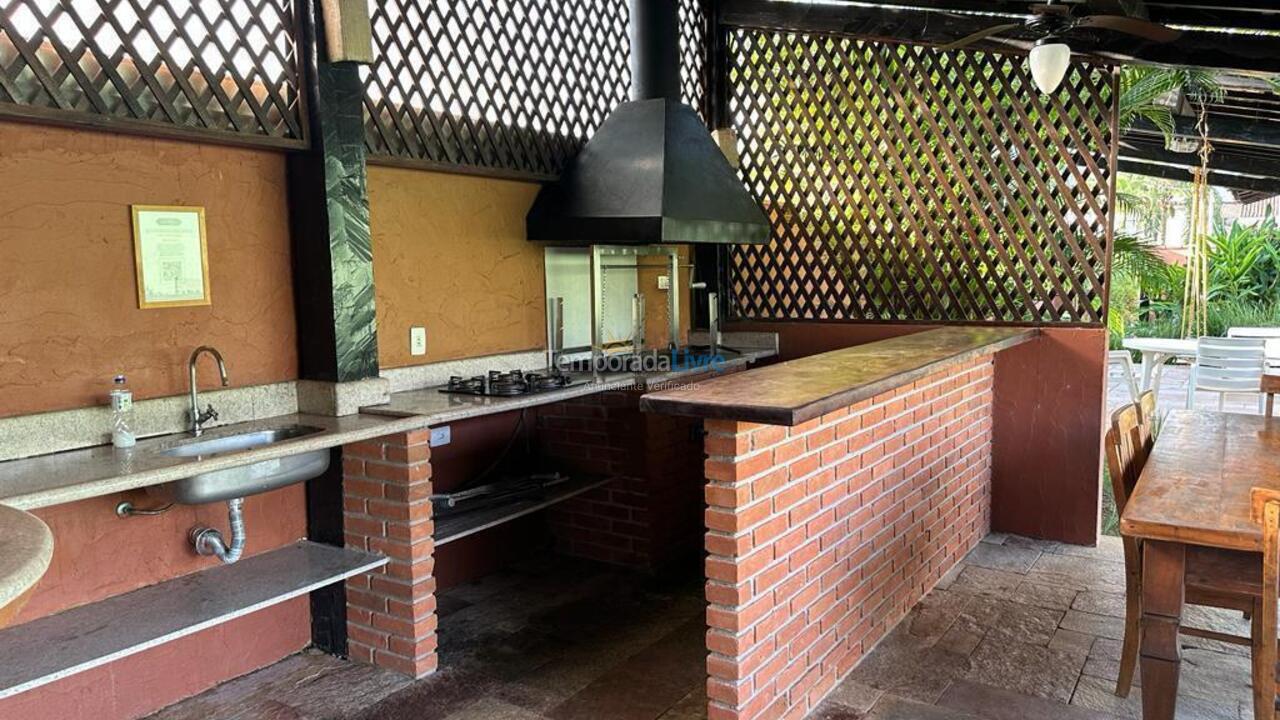 Casa para alquiler de vacaciones em São Sebastião (Praia da Baleia)