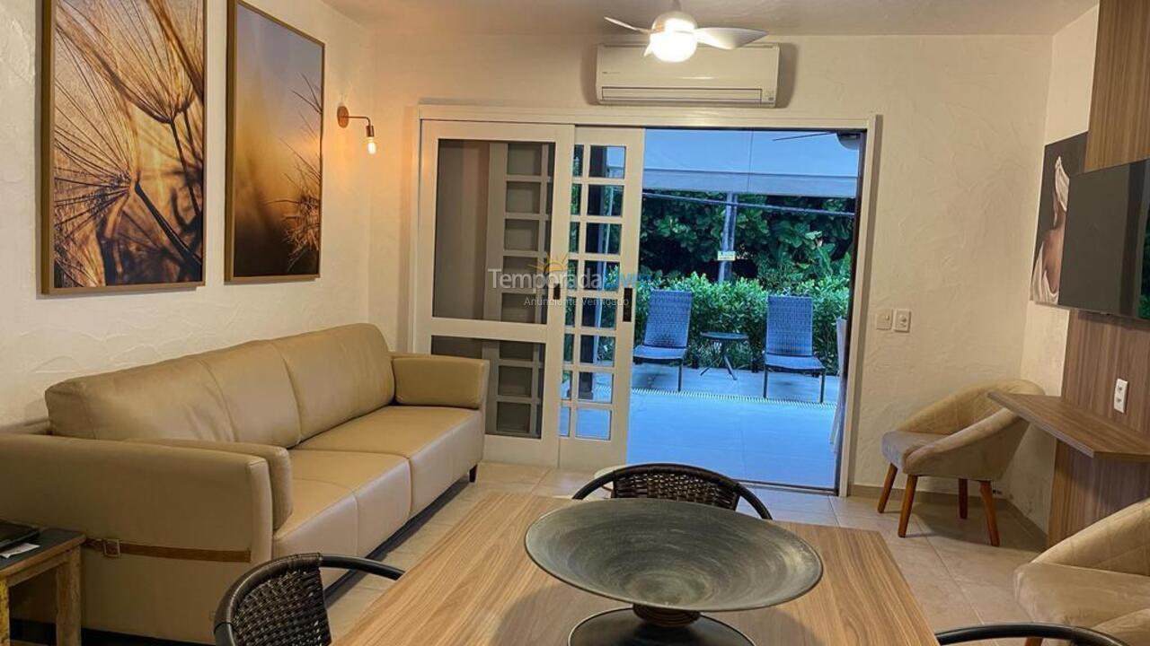 Casa para alquiler de vacaciones em São Sebastião (Praia da Baleia)