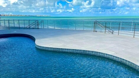 -Flat c/ 2 Suítes e wifi - Pé na areia no Bessa