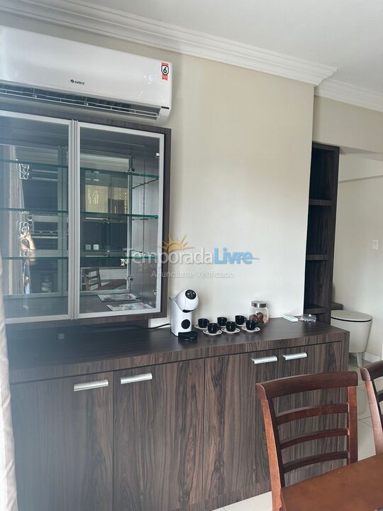 Apartamento para alquiler de vacaciones em Balneário Camboriú (Praia Central)