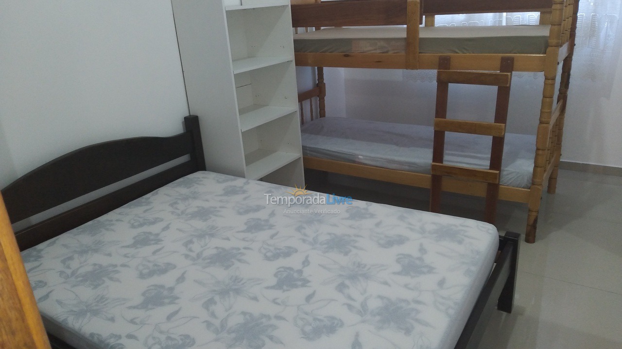 House for vacation rental in Guaratuba (Coroados)