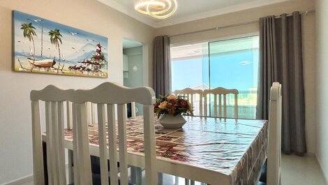 011 - Apartamento vista mar Praia de Bombas