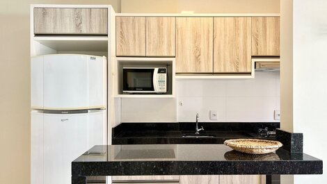 049 - Hermoso apartamento de 02 habitaciones en el centro de Bombas