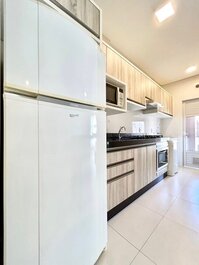 049 - Hermoso apartamento de 02 habitaciones en el centro de Bombas