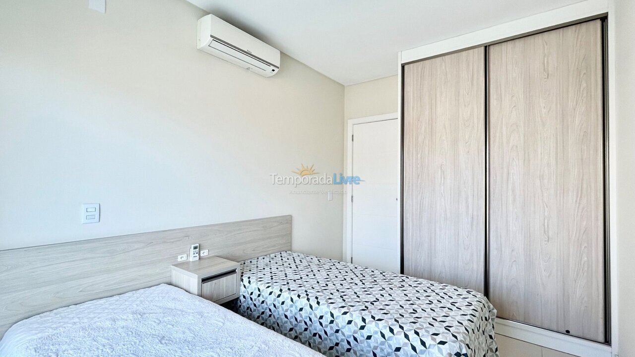 Apartamento para alquiler de vacaciones em Bombinhas (Praia de Bombas)