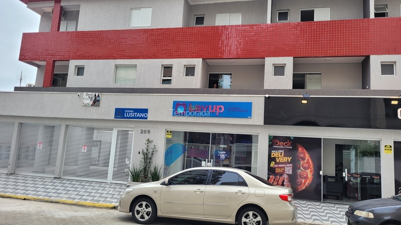 Apartamento para aluguel de temporada em Praia Grande (Vila Tupi)