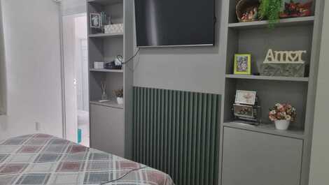 BEAUTIFUL APARTMENT WITH 3 SUITES, 4 AIR CONDITIONING AND 2 GARAGE SPACES FOR A TRUCK.