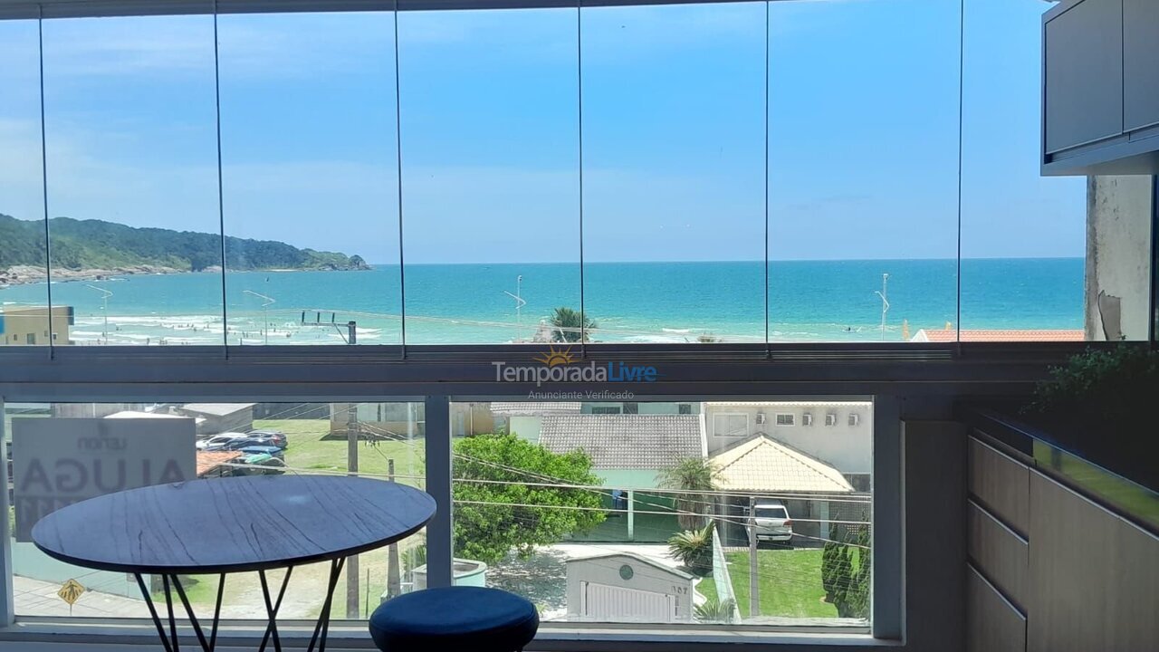 Apartamento para aluguel de temporada em Bombinhas (Praia de Bombas)