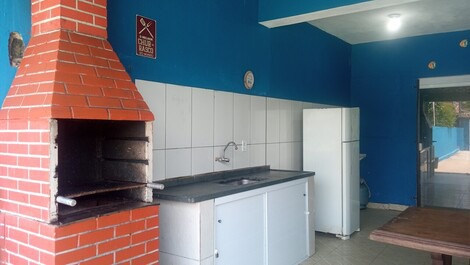 Casa em Mongagua próximo a Plataforma de Pesca