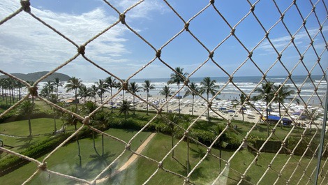 Apartment facing the sea in Riviera