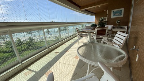 Apartment facing the sea in Riviera